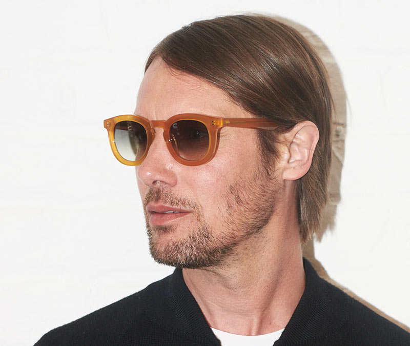 Alexis Amor Cameron sunglasses in Opaque Amber Glow