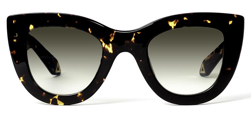 Alexis Amor Una sunglasses in Dark Amber Fleck