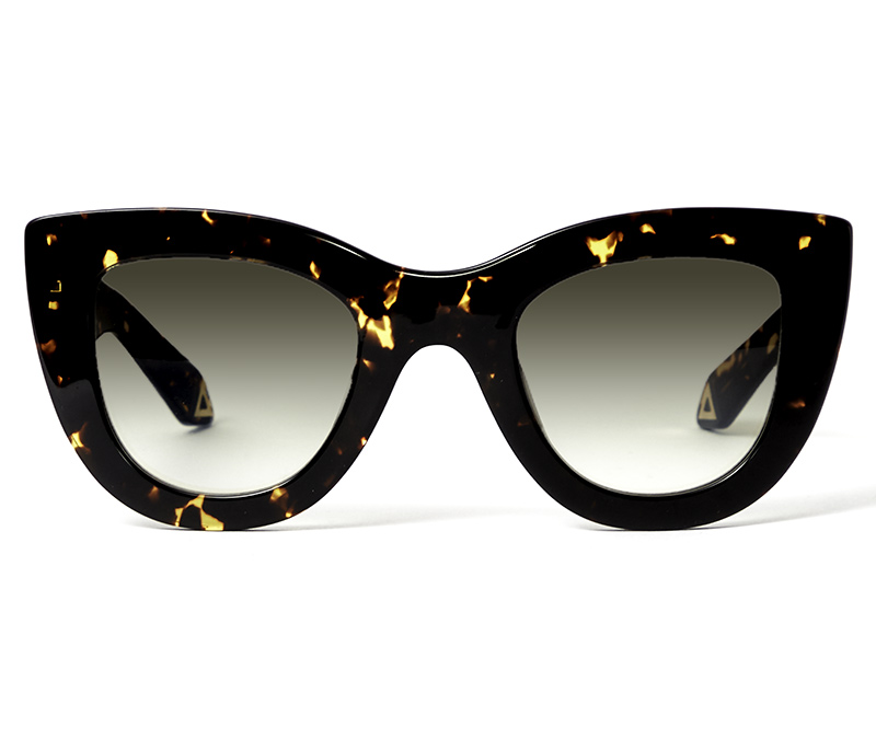 Alexis Amor Una sunglasses in Dark Amber Fleck